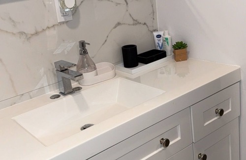 Terrebonne Apartment | Cozy stay in the heart of Terrebonne