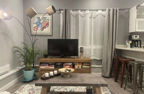 Kamloops Apartment | Cozy suite with spectacular views, hot tub, pool and sauna!