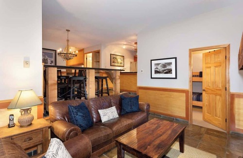 Upper Village House | Cozy Townhome w/Ski-in-Ski-Out, Hot Tub, Parking