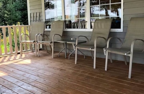 Shemogue Cottage | Cozy Waterfront Cottage on the Tidnish River