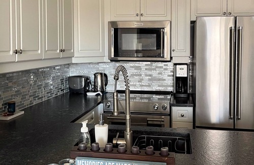 Collingwood Condo | Cozy waterfront ski/summer retreat with spectacular amenities on property!