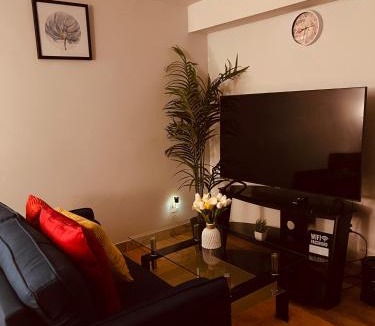 East Kildonan Apartment | CozyHaven