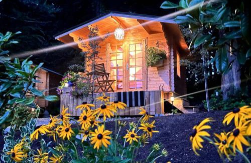 Roberts Creek Apartment | Creekside Bunkies