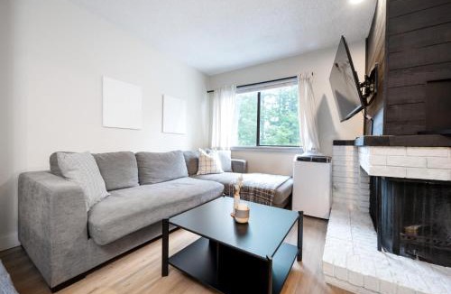Whistler Creekside Apartment | Creekside Oasis 4 Beds Pool and Hot Tub