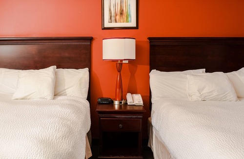 Kindersley Hotel | Crest Inn and suite