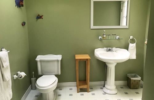 Maitland Bed & Breakfast | Cresthaven By the Sea