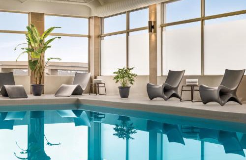 Saint John Hotel | Crowne Plaza Saint John Harbour View by IHG