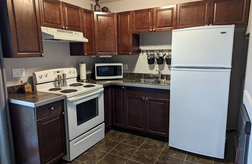 Regional District of Nanaimo Apartment | Crystal Hollows Lake View