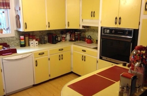 Cultus Lake House | Cultus Lake Paradise In the Park, Large and big backyard with a large fire pit!