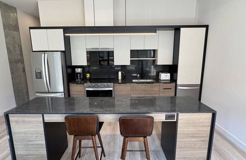 Downtown Halifax Apartment | Curated 2B/2B DT Halifax