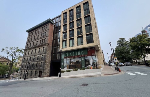 Downtown Halifax Apartment | Curated 2B/2B DT Halifax