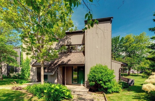 Beaupre Cottage | D-Chalet 208 - Chalet for 9 people near Mont-Sainte-Anne
