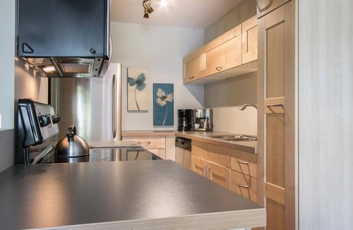West End Condo | D37 - 1 bedroom in the WestEnd