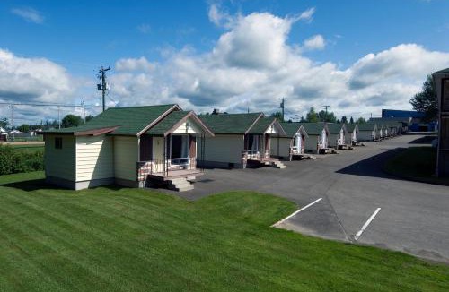 St. Leonard Hotel | Daigle's Motel