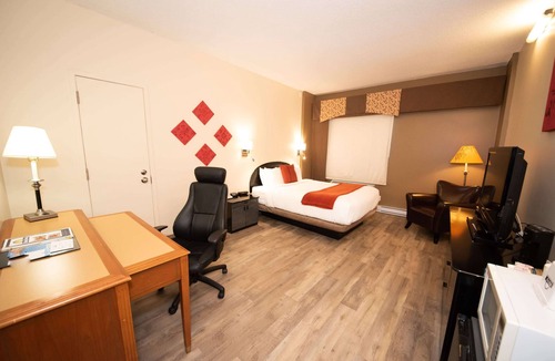 Berthierville Hotel | Days Inn by Wyndham Berthierville