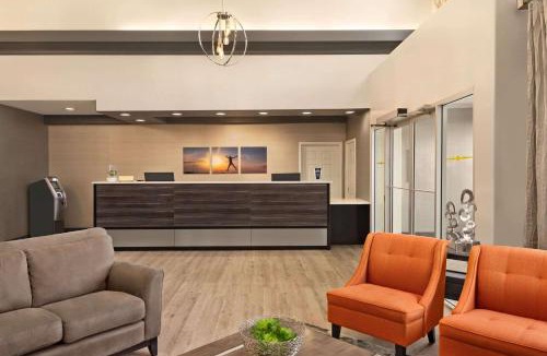North Industrial Hotel | Days Inn by Wyndham Saskatoon