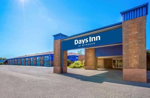 Sudbury Hotel | Days Inn by Wyndham Sudbury & Conference Centre