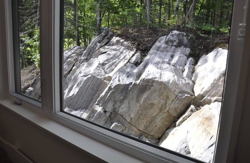 La Conception Ski Chalet | Deck Views, BBQ, Near Mont Tremblant
