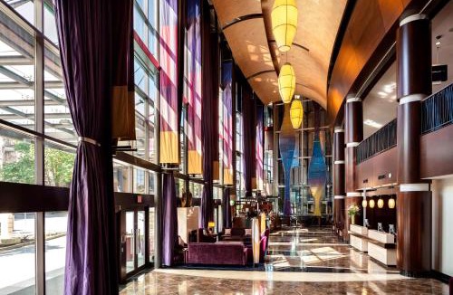 Burnaby Hotel | Delta Hotels by Marriott Burnaby Conference Centre