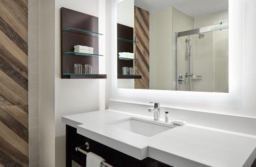 Sherbrooke Hotel | Delta Hotels by Marriott Sherbrooke Conference Centre
