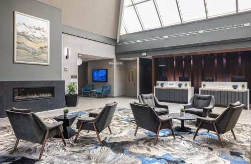 Willow Park Hotel | Delta Hotels by Marriott Calgary South