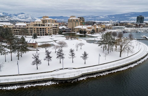 Kelowna Central Business District Hotel | Delta Hotels by Marriott Grand Okanagan Resort