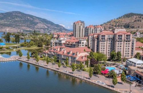 Kelowna Central Business District Condo | Deluxe 2 Bedroom Suite @ Delta Grand Okanagan, on Lake Okanagan