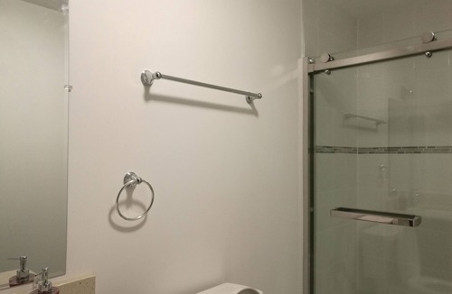Stratford Apartment | Deluxe Suite in Stratford Ambassador Guest Room