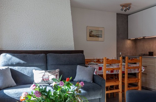 Saint-Pierre-de-Clages Apartment | Derborence 25 by Interhome