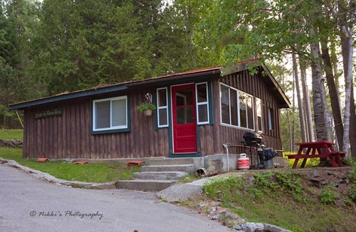 Papineau-Cameron Cottage | Des Groseilliers Cottage