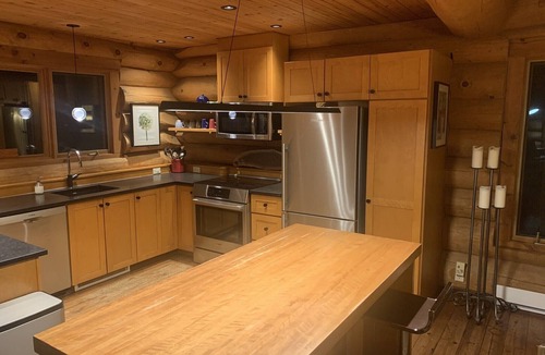 Lac Superieur Village Ski Chalet | Designer finishes: Mont-Tremblant Mountain View Chalet