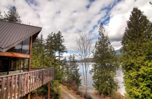 Powell River Cabin | Desolation Sound Resort