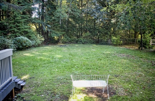 Juan de Fuca Electoral Area Cottage | Diamond Cottage, close to Sooke, Shirley and Port Renfrew. 40 mins to Victoria