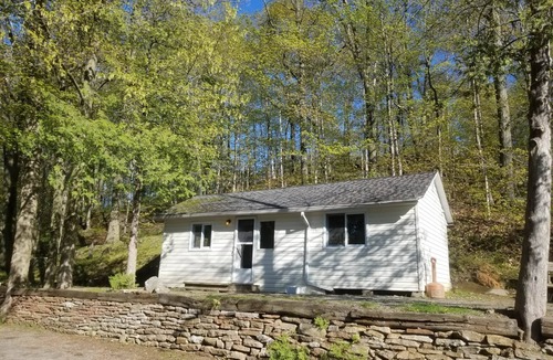 Frontenac Cabin | Discover Melody Lodge, Ontario's Best-Kept Secret Where Tranquil Nature, Adventure, and Comfort Await.