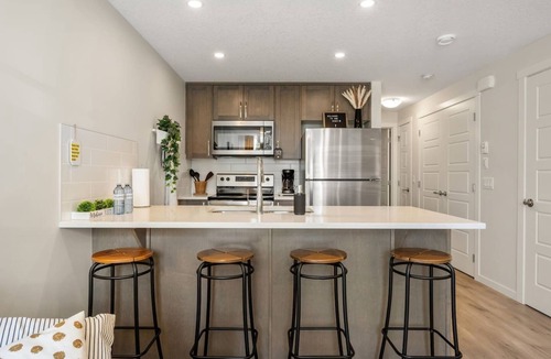 Keith House | Dog Friendly » King Bed » Free Banff Pass » AC