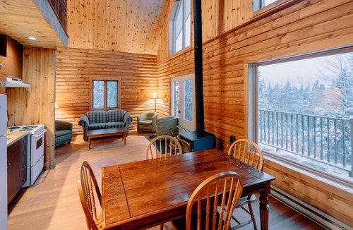 Saint-Paul-de-Montminy Ski Chalet | Domaine Appalaches 40 Incredible view