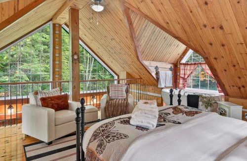 Mauricie Ski Chalet | Domaine Rivière Sacacomie- Chalet L'Aigle Royal