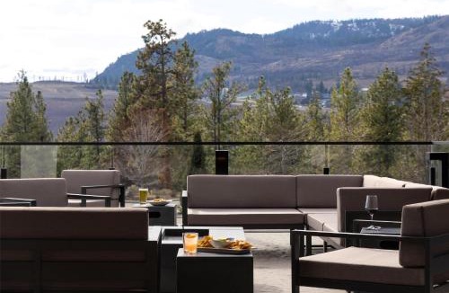 Westbank Hotel | Doubletree By Hilton West Kelowna