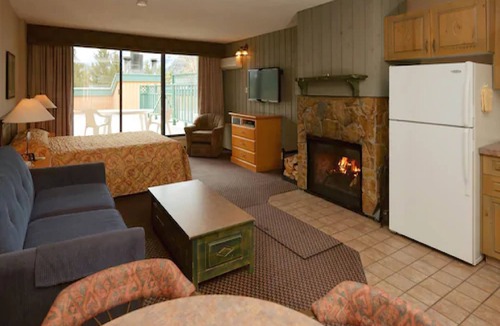 Banff Condo | Douglas Fir Resort and Chalets