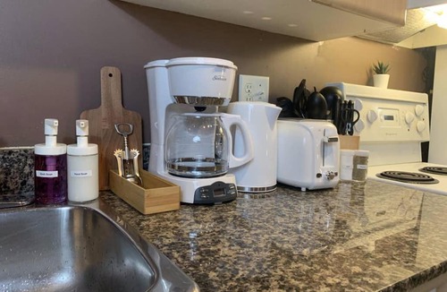 Downtown Edmonton Apartment | Downtown 2BR Loft with FREE Parking
