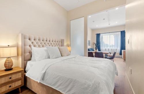 Gay Village Apartment | Downtown 2BR Suite