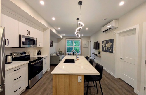 Golden Condo | Downtown Golden Condo surrounded by 5 national parks - Liv's Mountain Nest