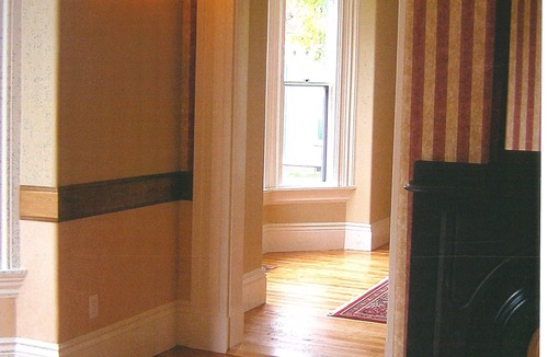 Yarmouth Apartment | Downtown Historic District minutes to waterfront and downtown amenities.