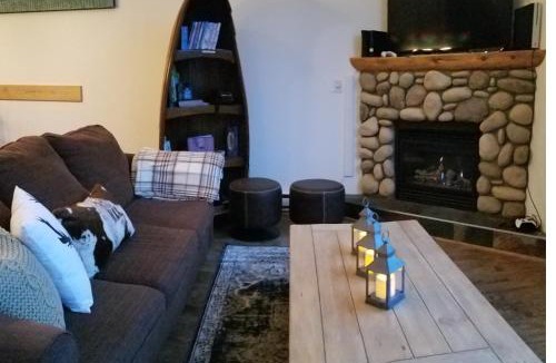 Canmore Apartment | Downtown Loft, Mountain Views, Fireplace, Couple's Retreat, Walker's Paradise