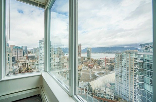 Crosstown Apartment | Downtown Unit+Spectacular Views