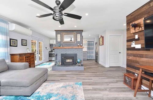 Regional District of Nanaimo House | Dragonfly Cottage Sum