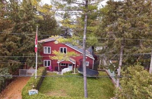 Ramara Cottage | Dream Cottage on the lake