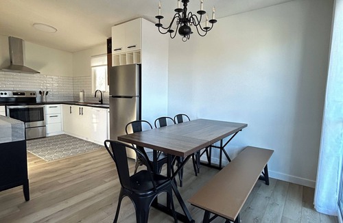 Canyon Meadows House | Dual Units/Sleeps 16 near Fishcreek/Spruce Meadows