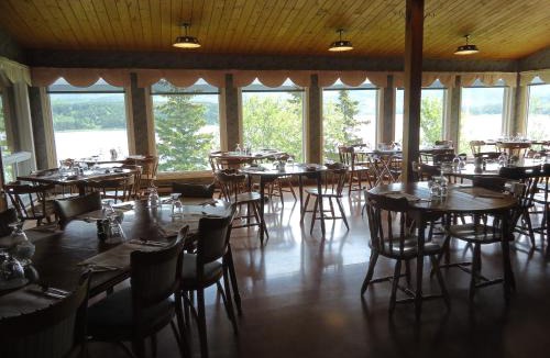 Margaree Harbour Hotel | Duck Cove Inn