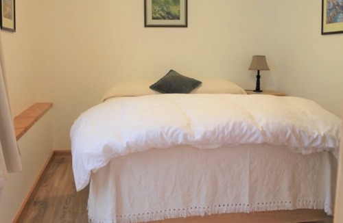 Central Kootenay Apartment | Echo Beach, relax, chill.Check in 3 pm - midnight. Checkout by 10 am